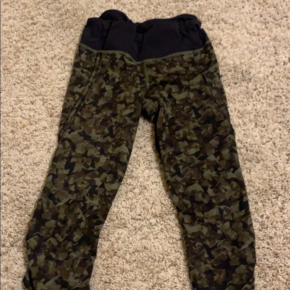 Lululemon camo crops